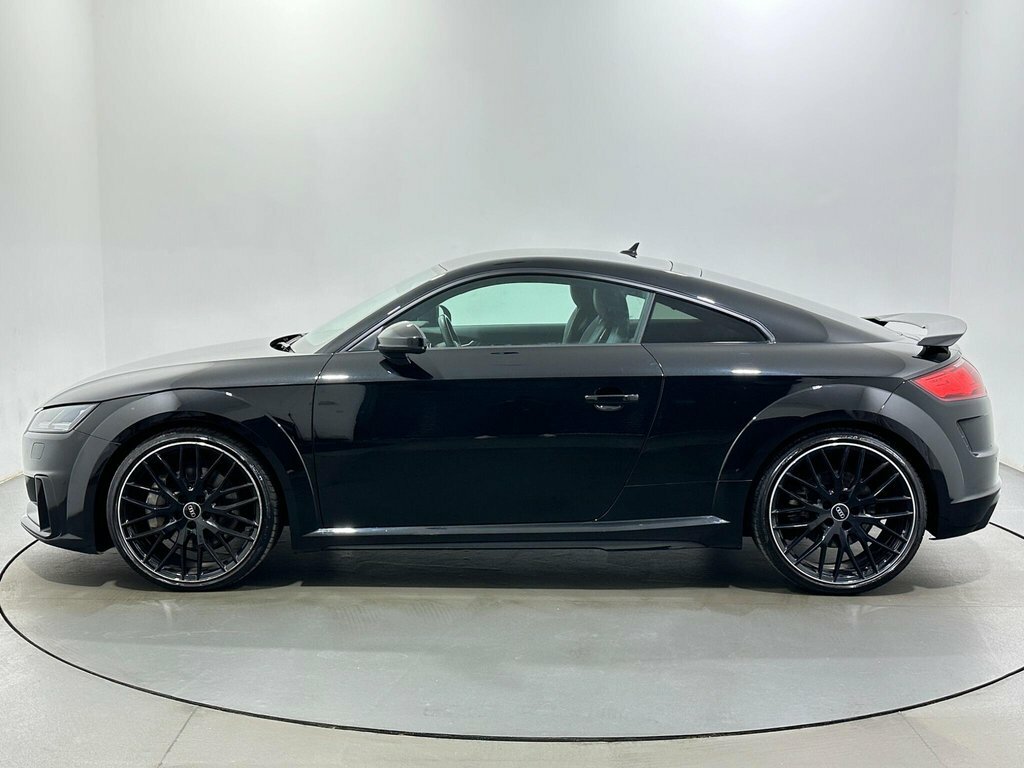 Audi TT 2L Black Edition Black #4