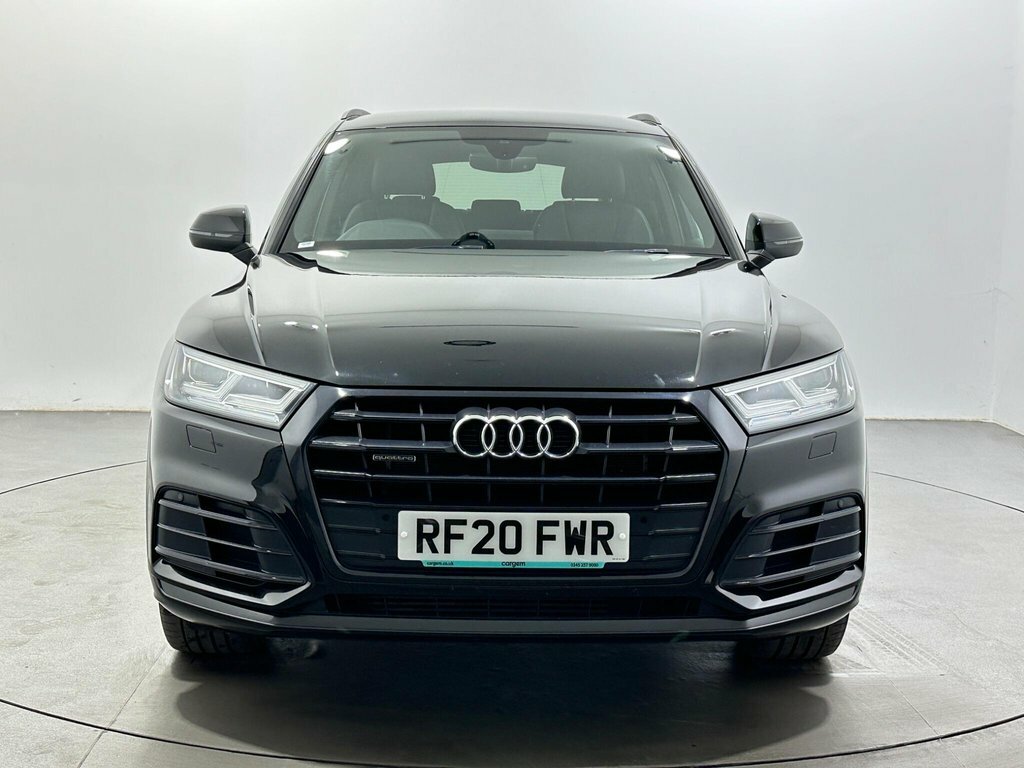 Audi Q5 2L Black Edition RF20FWR Black #2