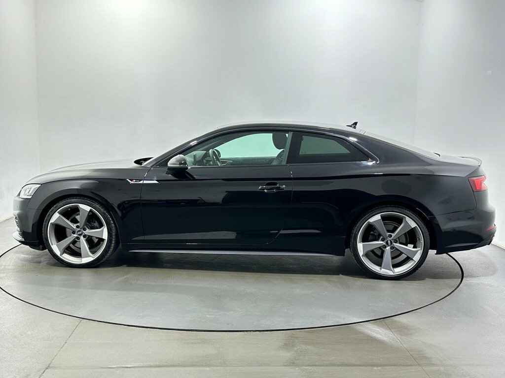 Audi A5 2L Black Edition BC69BKF Black #4