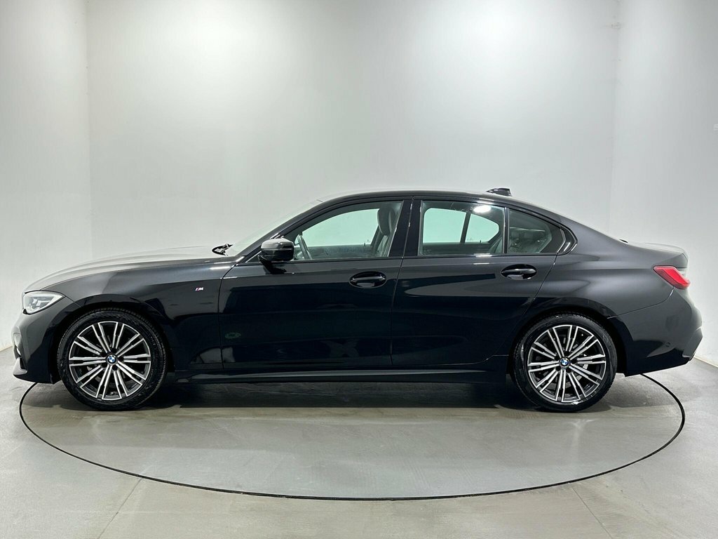 BMW 3 Series 2L M Sport Black #4