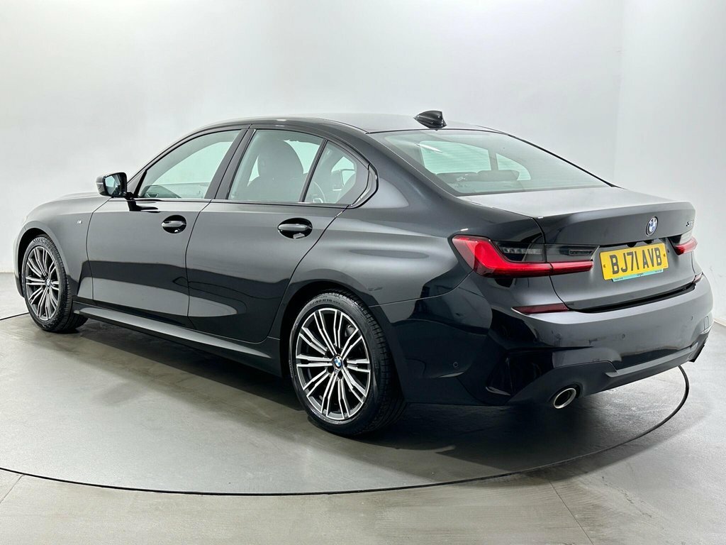 BMW 3 Series 2L M Sport Black #5