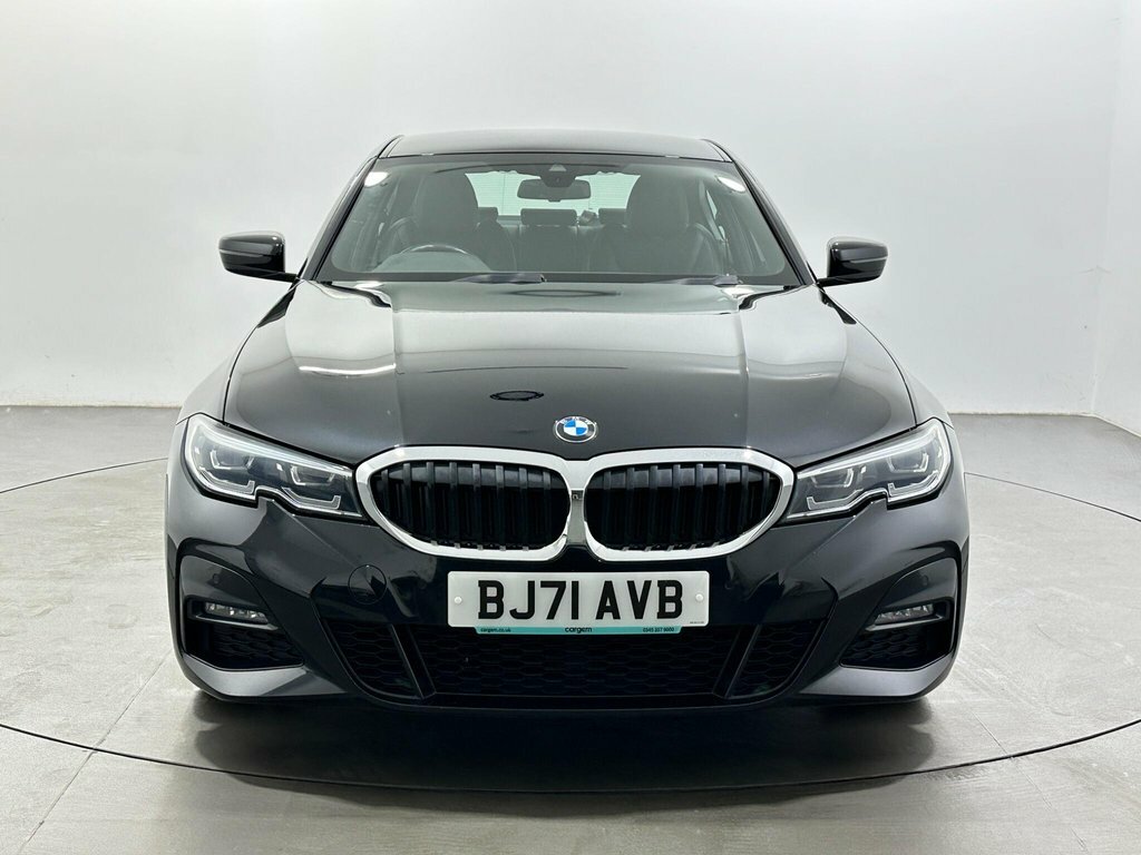 BMW 3 Series 2L M Sport Black #2