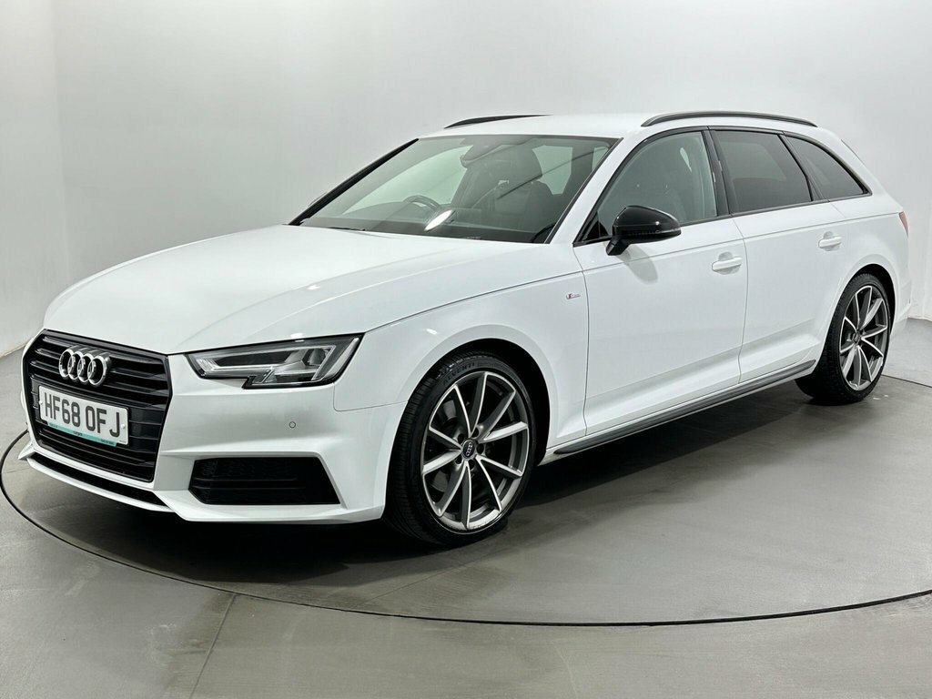 Audi A4 Avant 1.4L Black Edition White #3
