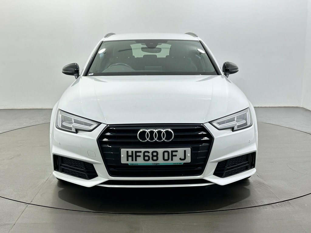 Audi A4 Avant 1.4L Black Edition White #2