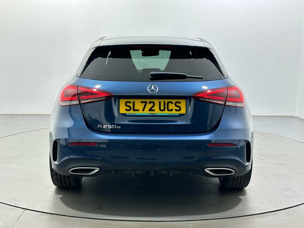 Mercedes-Benz A Class 1.3L Amg Line Night Edition SL72UCS Blue #6