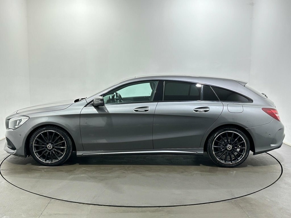 Mercedes-Benz CLA Class 2.1L Amg Line Night Edition Grey #4