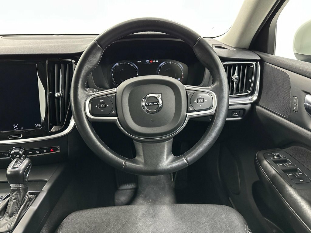 Volvo V60 D4 Momentum 360 Camera,winter Pack,tints Silver #11