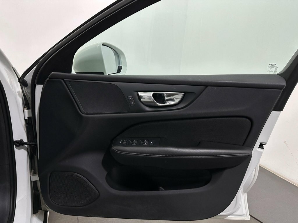 Volvo V60 D4 Momentum 360 Camera,winter Pack,tints Silver #29