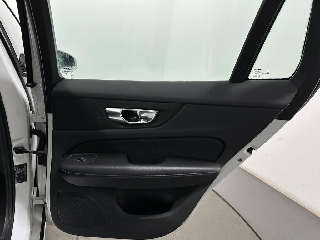 Volvo V60 D4 Momentum 360 Camera,winter Pack,tints Silver #38
