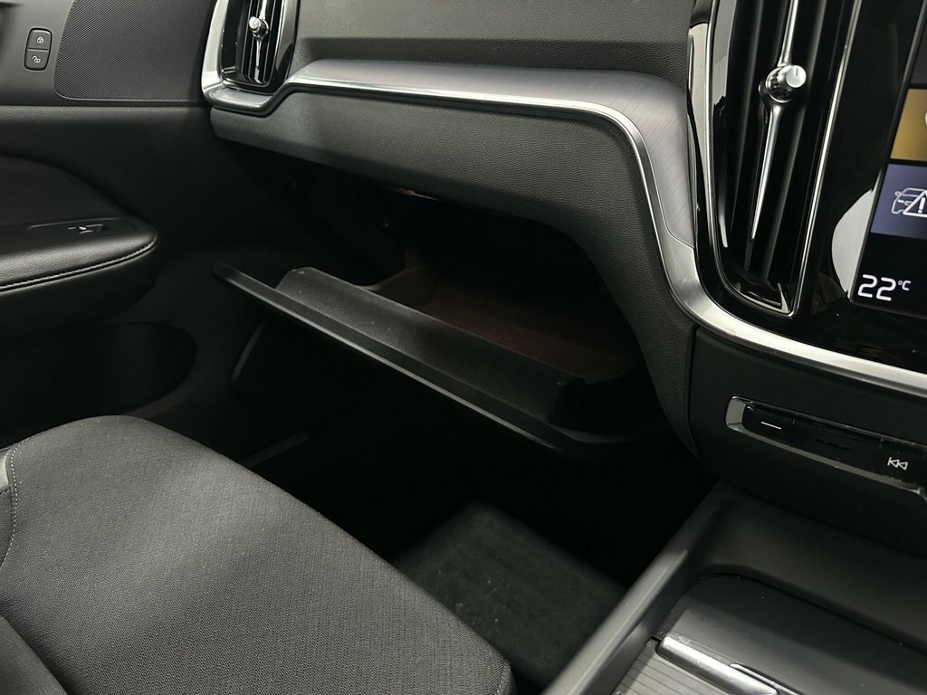Volvo V60 D4 Momentum 360 Camera,winter Pack,tints Silver #24