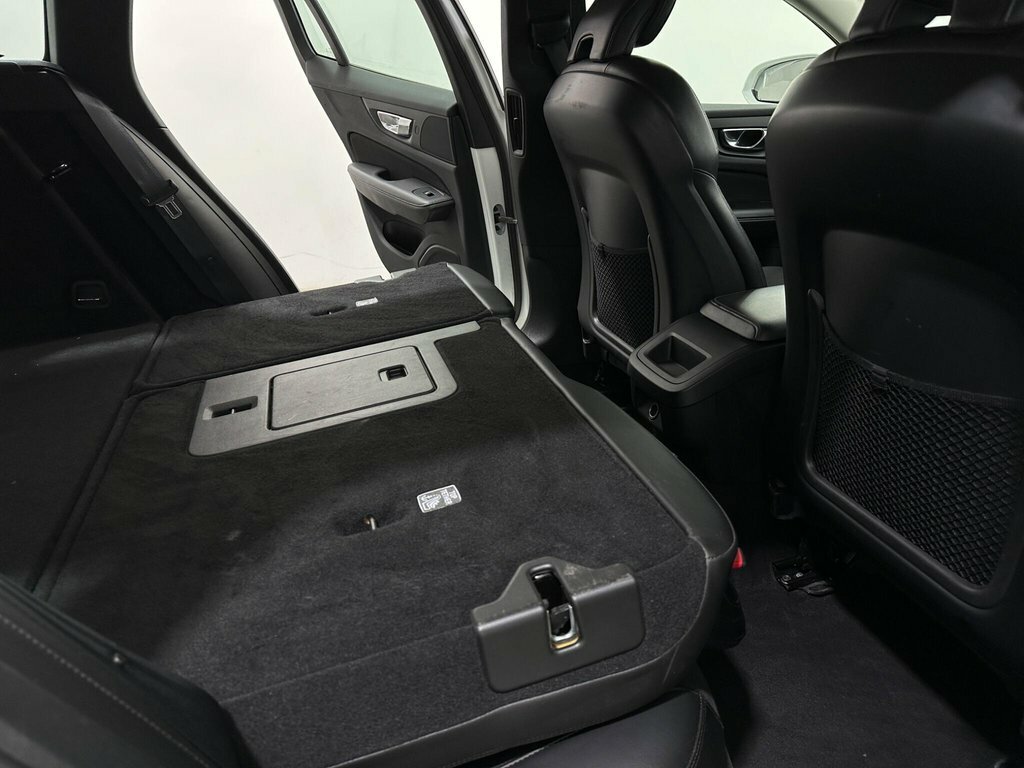 Volvo V60 D4 Momentum 360 Camera,winter Pack,tints Silver #41