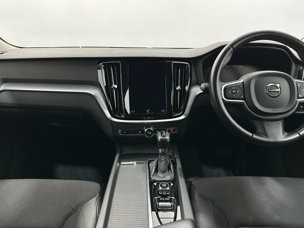 Volvo V60 D4 Momentum 360 Camera,winter Pack,tints Silver #18
