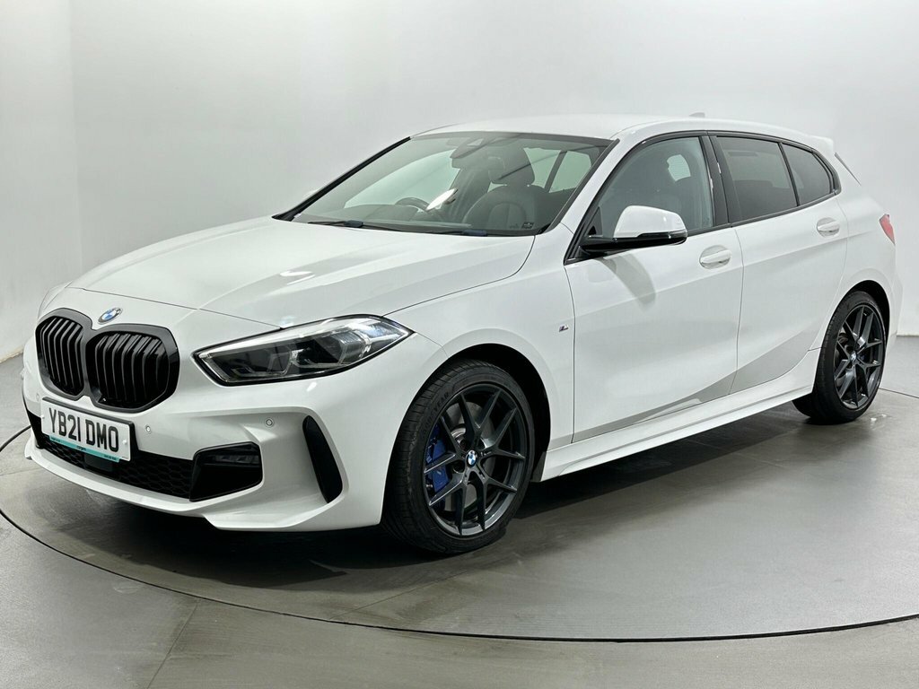 BMW 1 Series 1.5L M Sport White #3