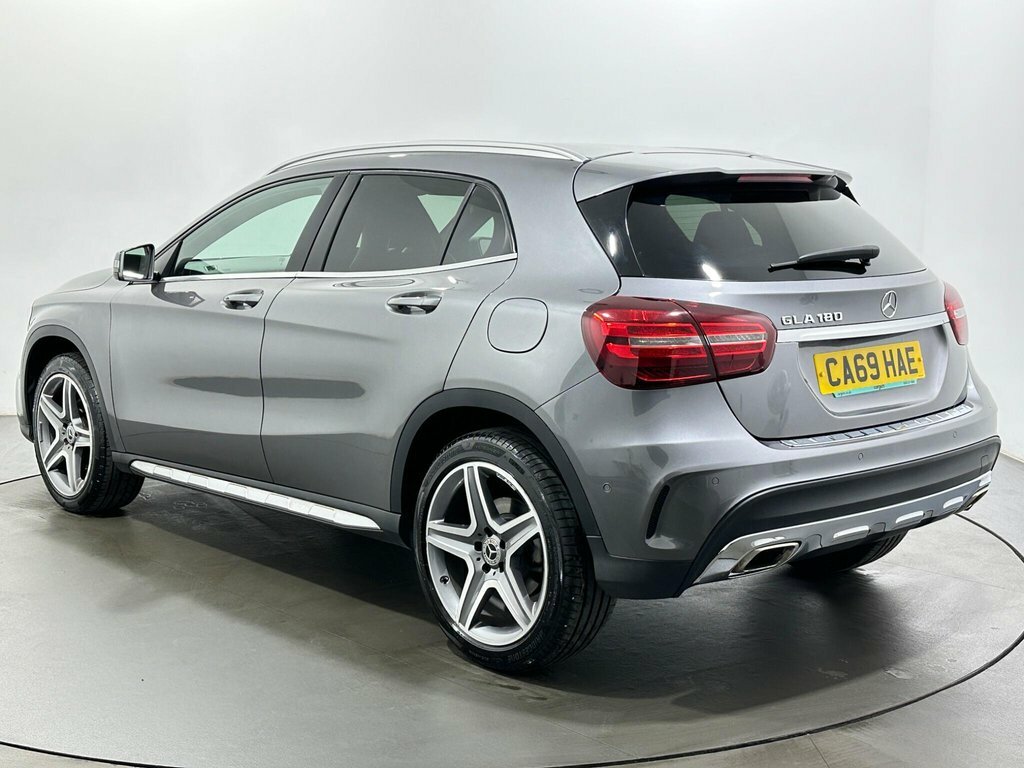 Mercedes-Benz GLA Class 1.6L Amg Line Edition CA69HAE Grey #5