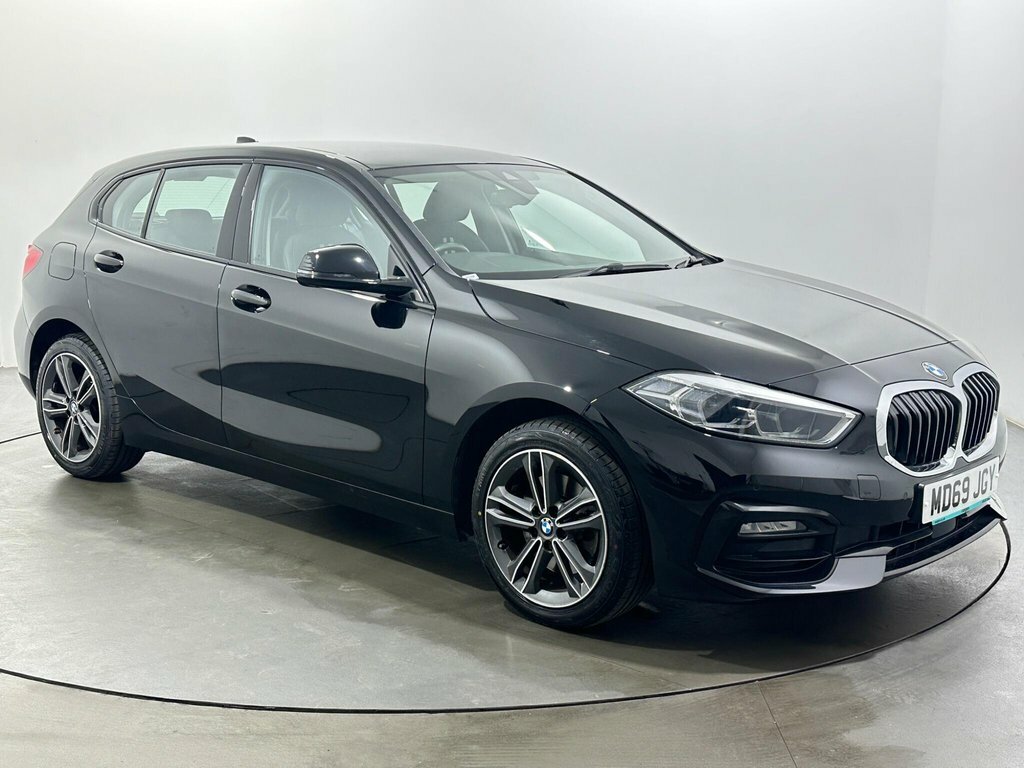 BMW 1 Series 1.5L Sport MD69JGY Black