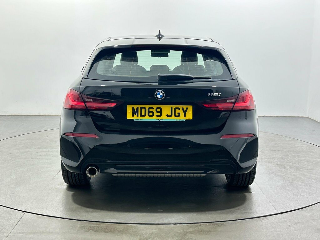 BMW 1 Series 1.5L Sport MD69JGY Black #6