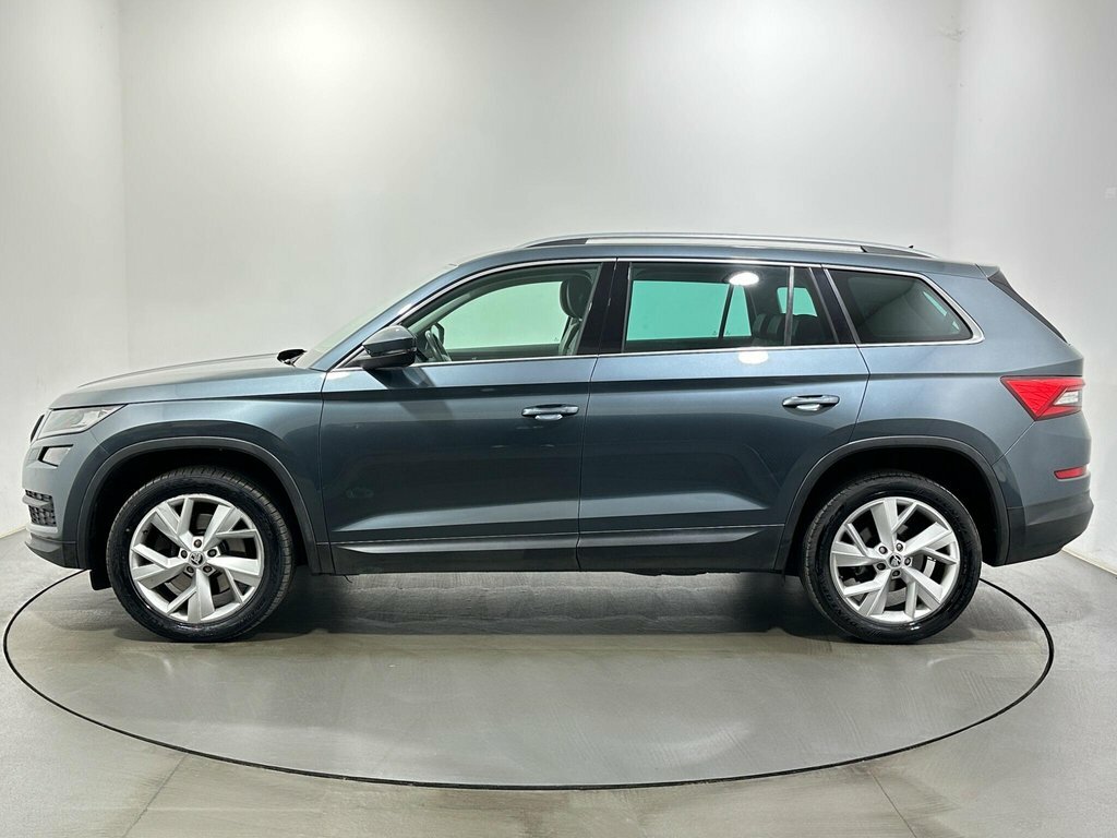 Skoda Kodiaq 2L Edition LL68LKF Grey #4