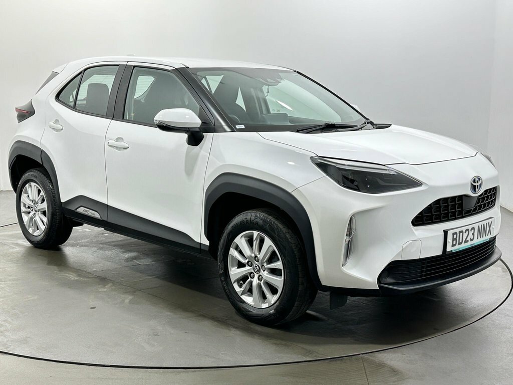 Toyota Yaris Cross 1.5L Icon White
