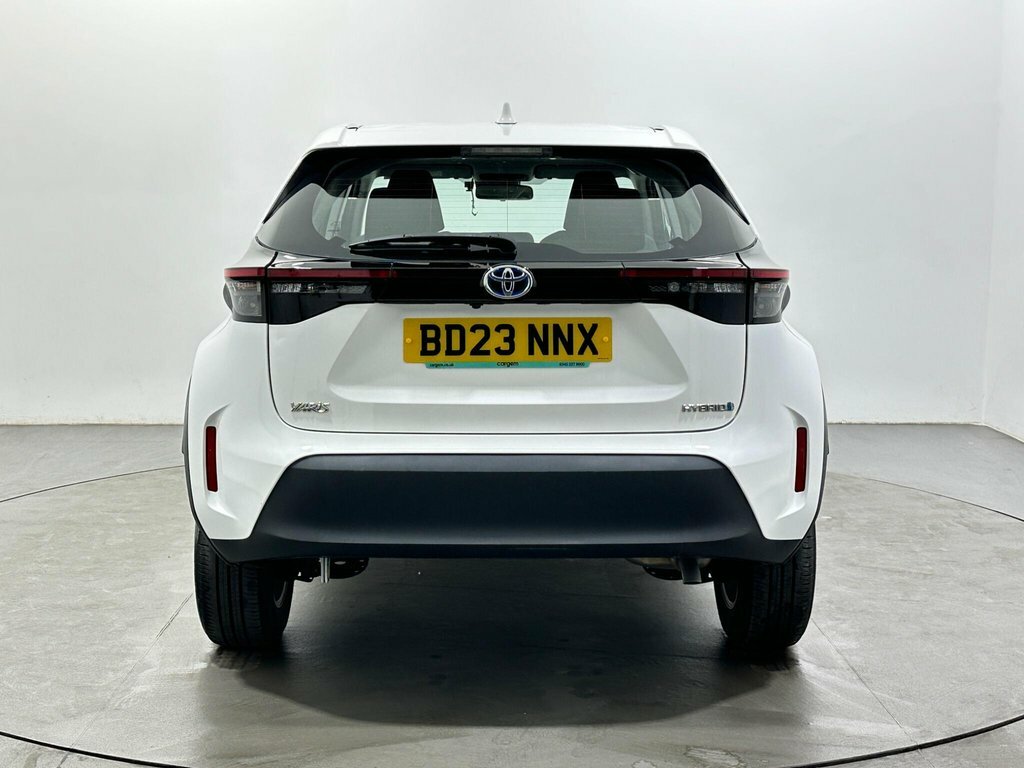 Toyota Yaris Cross 1.5L Icon BD23NNX White #6