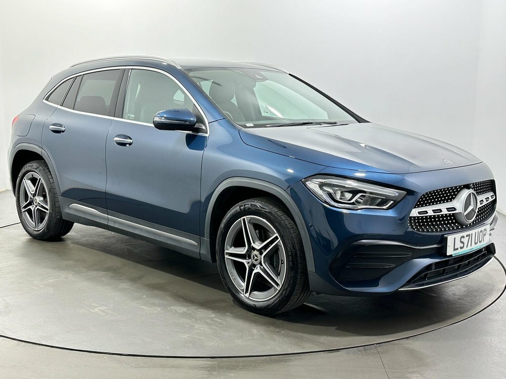 Mercedes-Benz GLA Class 1.3L Exclusive Edition Blue