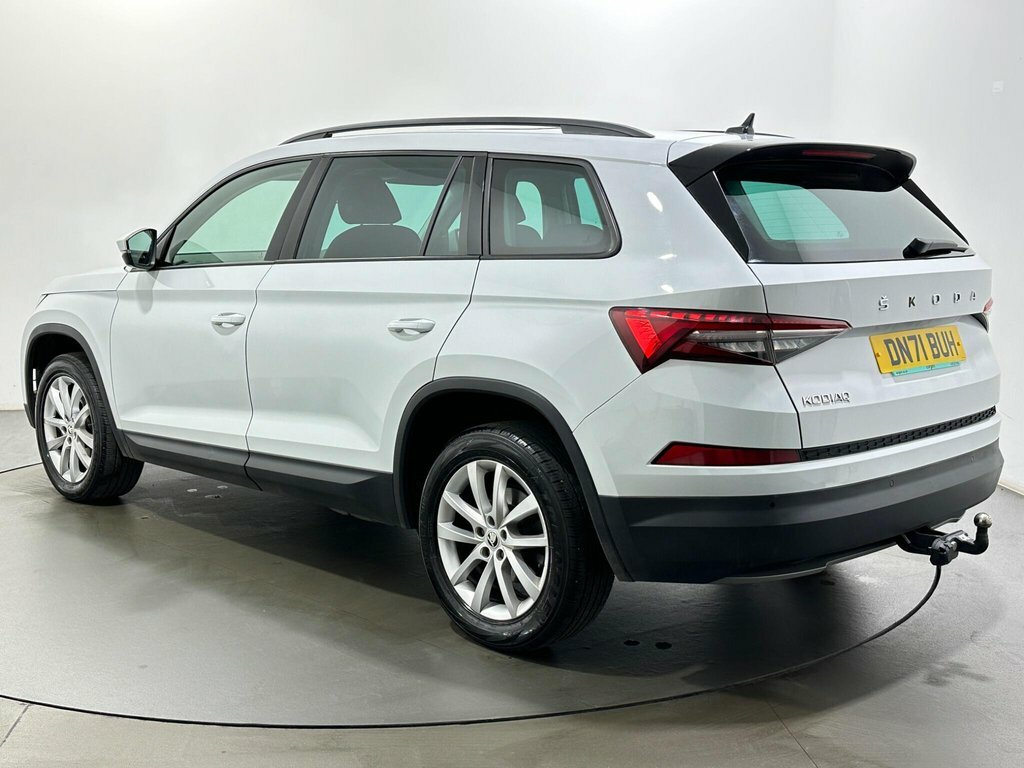Skoda Kodiaq 2L Se DN71BUH White #5