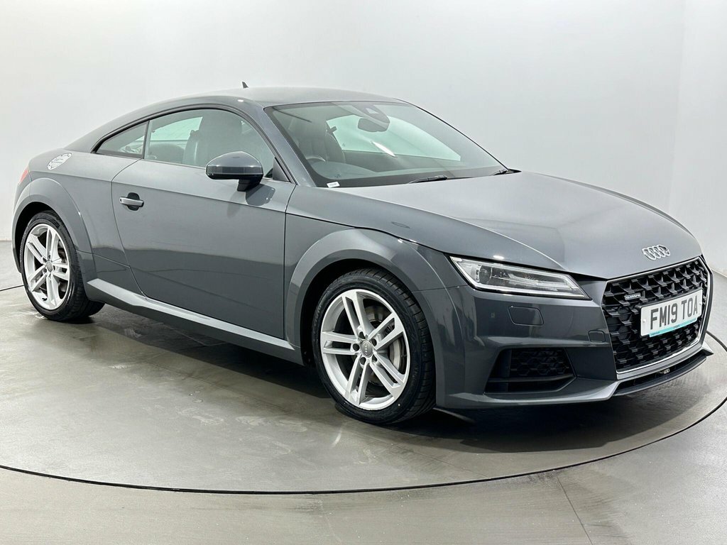 Audi TT 2L Sport Grey