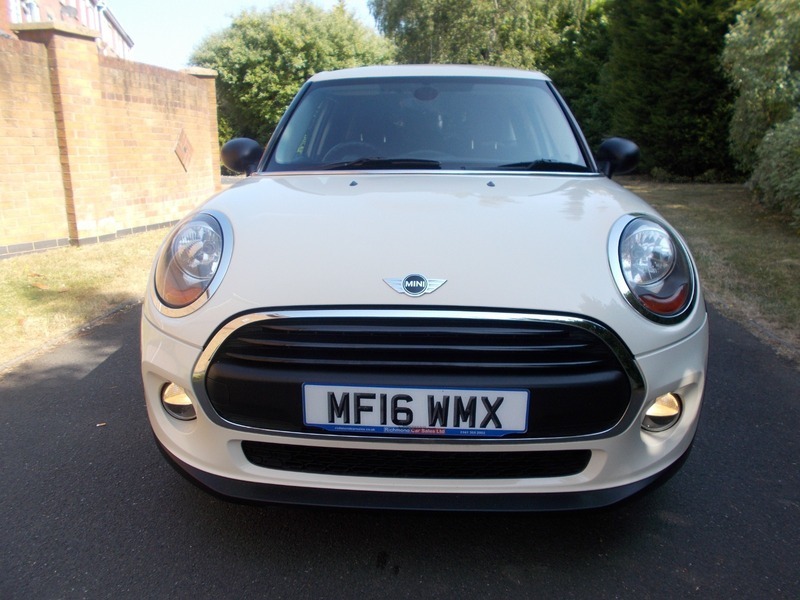 Mini Hatch 1.5 One D Hatchback MF16WMX White #3