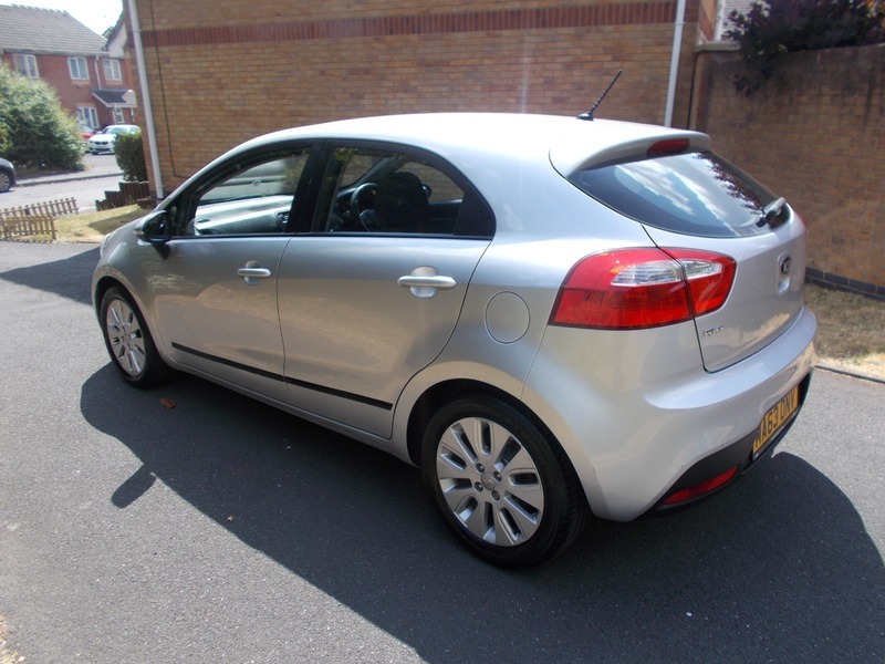 Kia RIO 1.25 2 Hatchback Silver #6