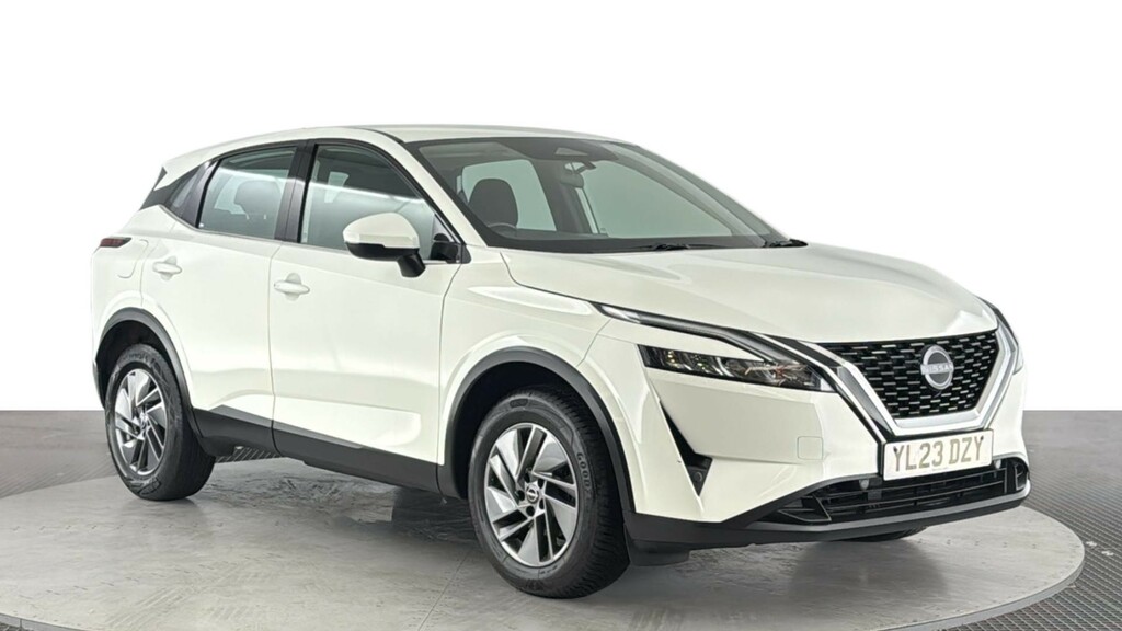 Nissan Qashqai 1.3 Dig-t Mhev Acenta Premium Suv Hybri YL23DZY White #2