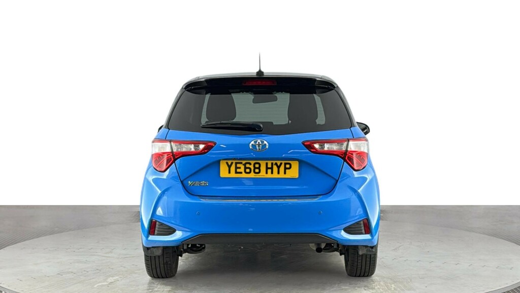 Toyota Yaris 1.5 Vvt-i Cyan Bi-tone Hatchback YE68HYP Blue #5