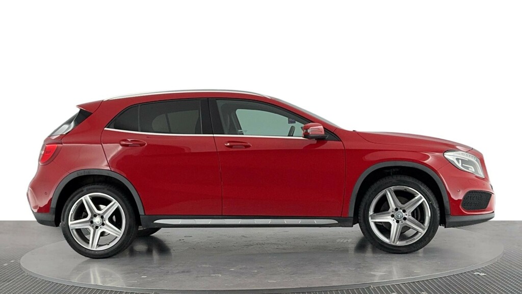 Mercedes-Benz GLA Class 2.0 Gla250 Amg Line Suv 7G-dct 4Matic E Red #3