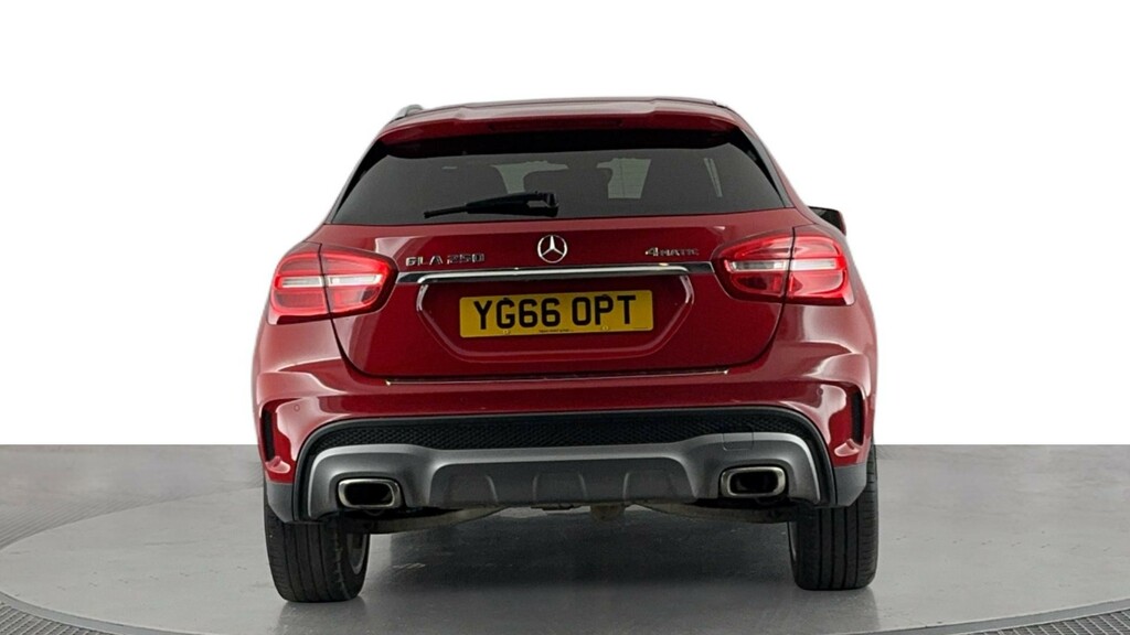 Mercedes-Benz GLA Class 2.0 Gla250 Amg Line Suv 7G-dct 4Matic E Red #5