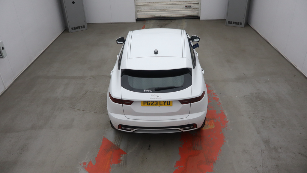 Jaguar E-Pace 1.5 P300e R-dynamic Black Grey #2