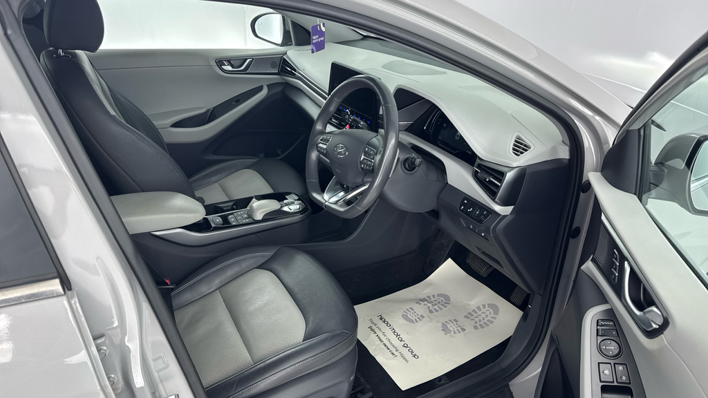 Hyundai Ioniq Hatchback Grey #9
