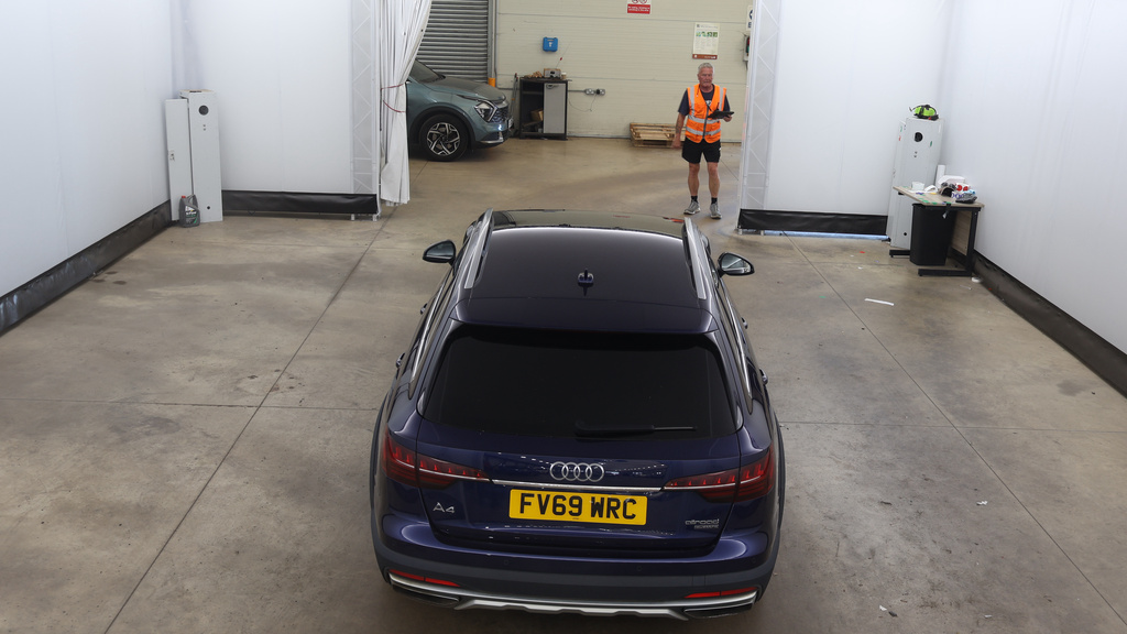 Audi A4 Allroad 2.0 Tfsi 45 Sport Estate S Tronic Quatt Blue