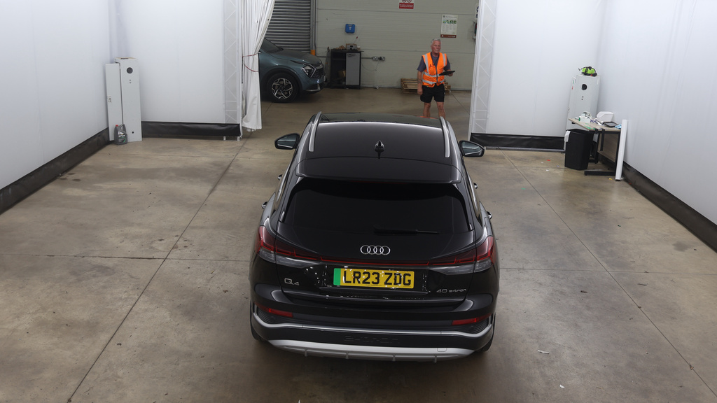 Audi Q4 E Tron 40 S Line Suv 82Kwh 204 Ps Black