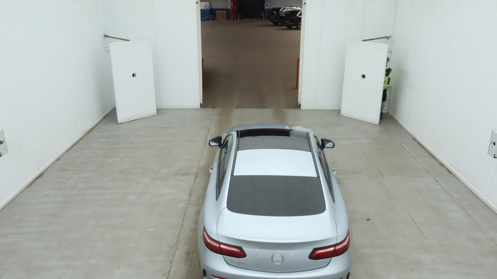 Mercedes-Benz E Class 2.0 E300h Mhev Amg Line Night Edition Premium Plu Silver #2