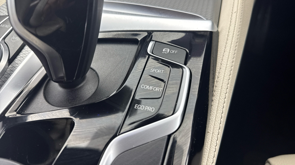 BMW 5 Series 520D Se #36