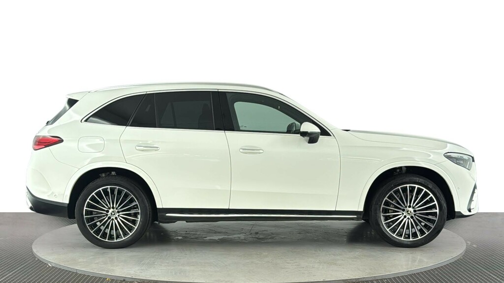Mercedes-Benz GLC Class 2.0 Glc300e 31.2Kwh Amg Line Premium Plus Suv White #3