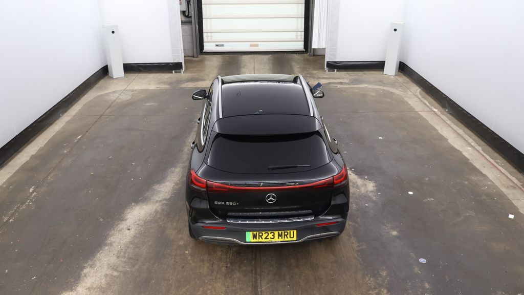 Mercedes-Benz EQA Eqa 250 70.5Kwh Amg Line Suv 1 Black #3
