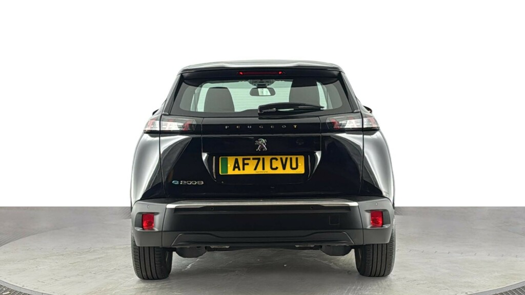 Peugeot e-2008 50Kwh Active Premium Suv 136 Ps Black #5
