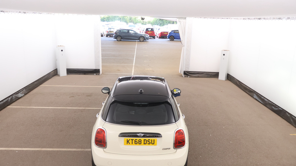 Mini Hatch 1.5 Cooper Gpf Hatchback Euro 6 KT68DSU White #2