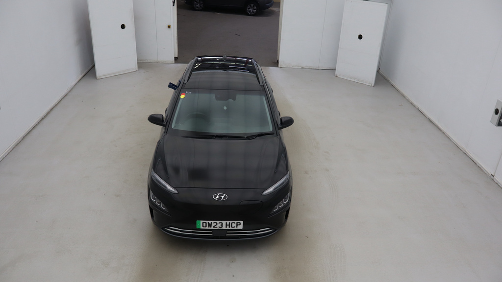 Hyundai Kona 39Kwh Premium Suv 10.5Kw Charge Black