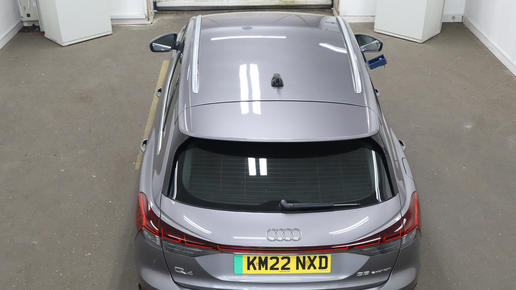 Audi Q4 E Tron 35 Sport Suv 55Kwh 170 Ps Grey #2