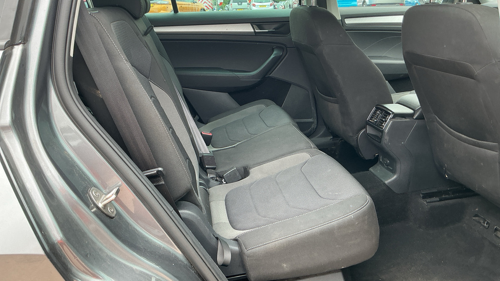 Skoda Kodiaq 1.5 Tsi Act Se Drive Suv Dsg Euro 6 S Grey #3