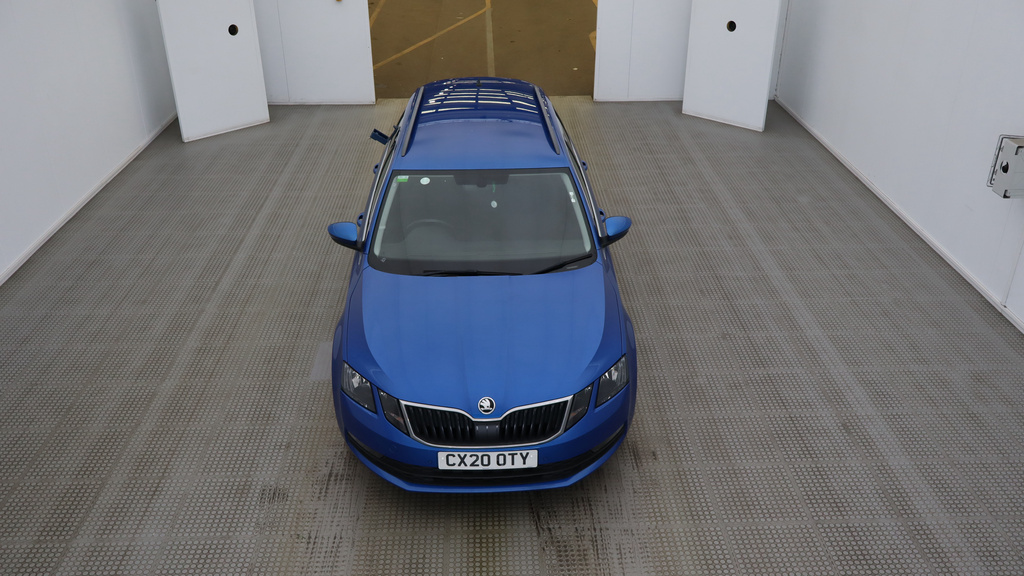 Skoda Octavia 1.6 Tdi Se Technology Estate Eur Blue