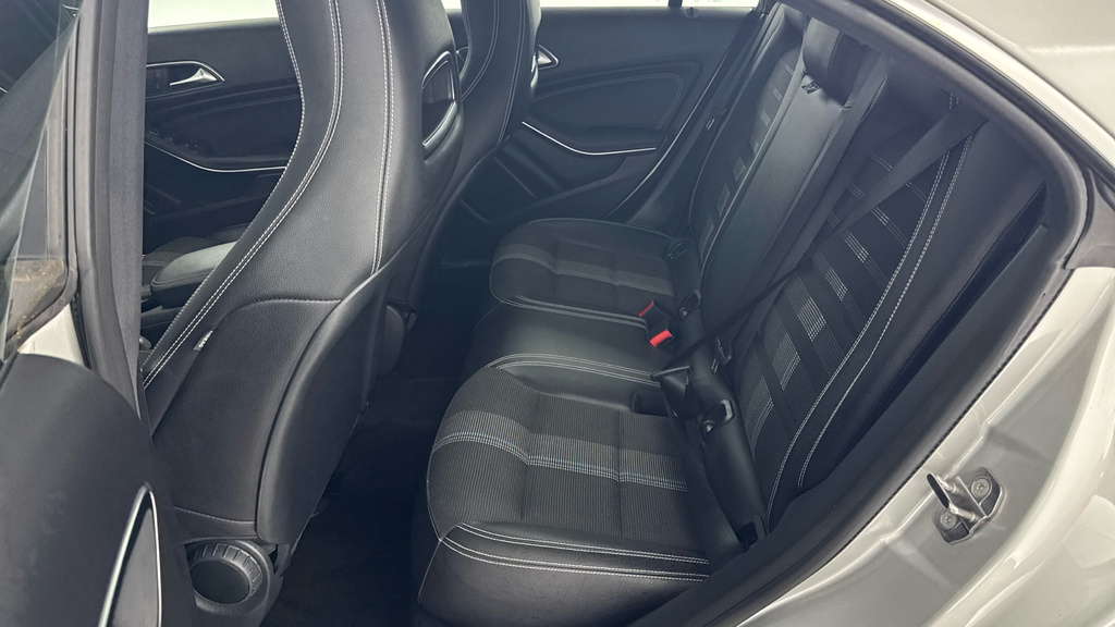 Mercedes-Benz CLA Class 2.1 Cla220d Black #14