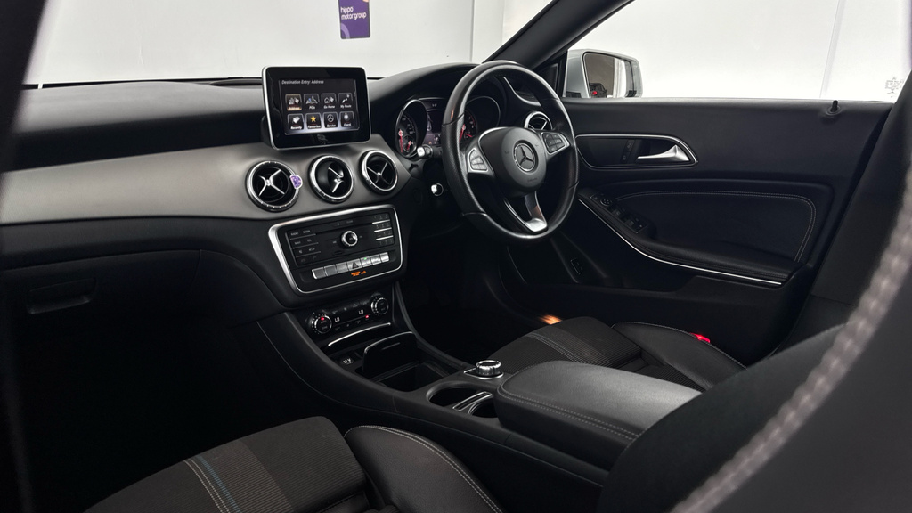 Mercedes-Benz CLA Class 2.1 Cla220d Black #10