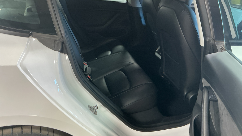 Tesla Model 3 Dual Motor Performance Saloon White #3