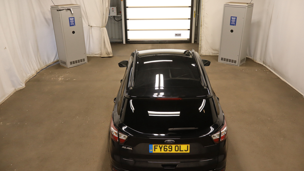 Ford Kuga 1.5 Ecoboost 176 Titanium Edition Silver #2